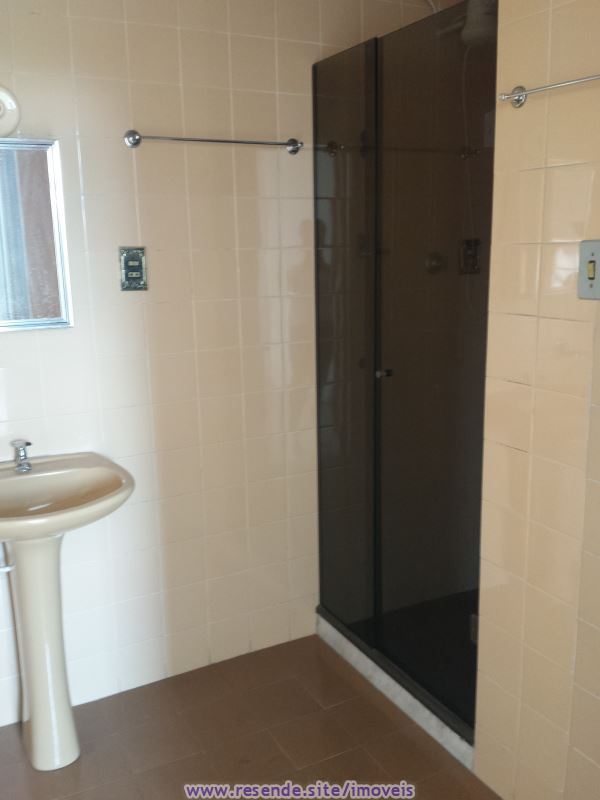 Apartamento para Alugar no Comercial em Resende RJ