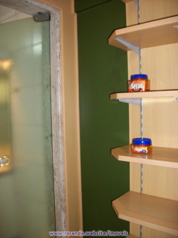 Apartamento para Alugar no Comercial em Resende RJ