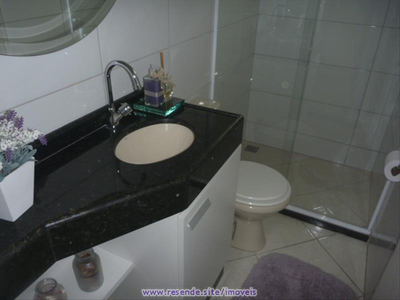 Sobrado a Venda no Morada da Colina em Resende RJ