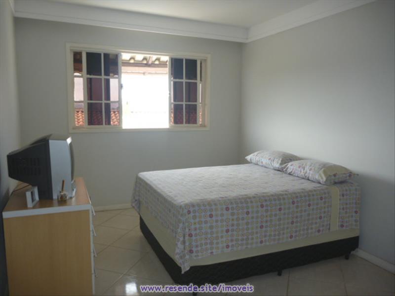 Sobrado a Venda no Morada da Colina em Resende RJ