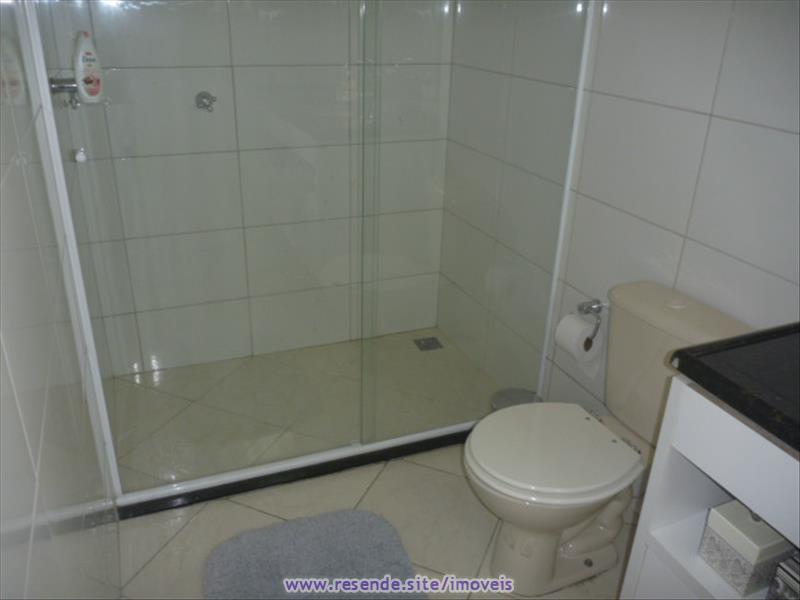 Sobrado a Venda no Morada da Colina em Resende RJ