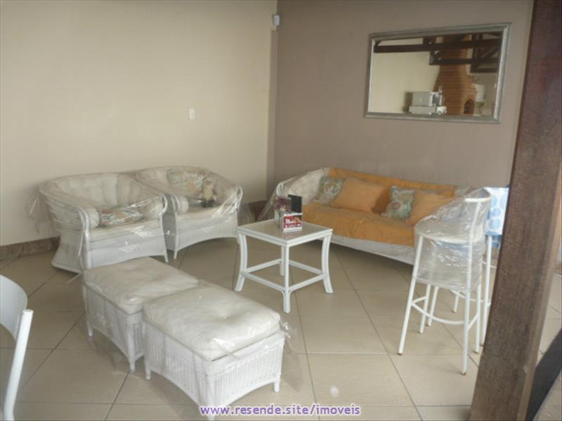 Sobrado a Venda no Morada da Colina em Resende RJ