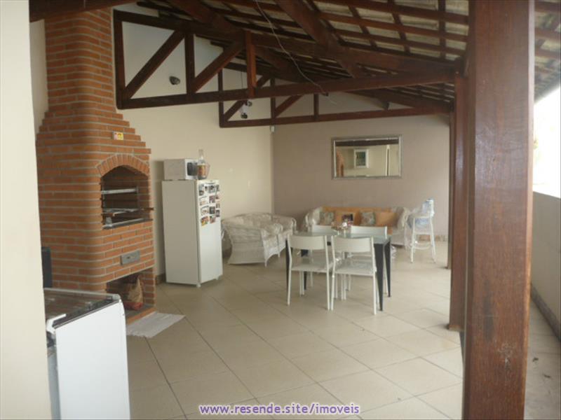 Sobrado a Venda no Morada da Colina em Resende RJ