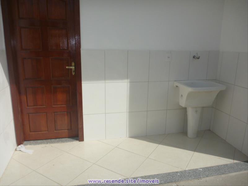 Sobrado a Venda no Parque Ipiranga II em Resende RJ