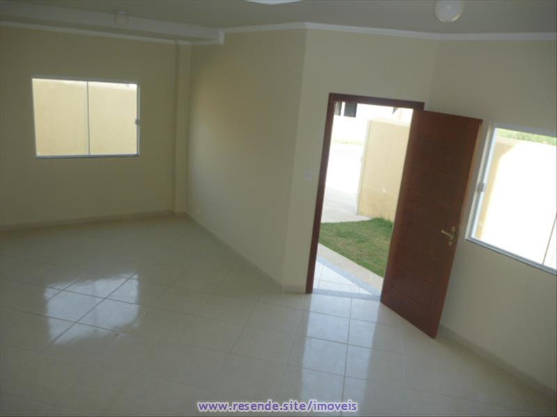 Sobrado a Venda no Parque Ipiranga II em Resende RJ