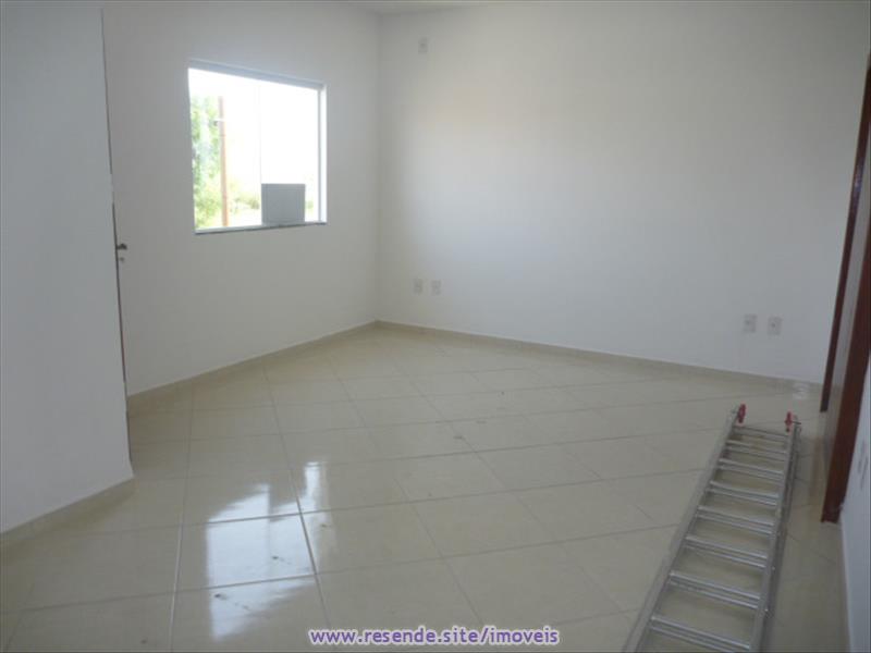 Sobrado a Venda no Parque Ipiranga II em Resende RJ