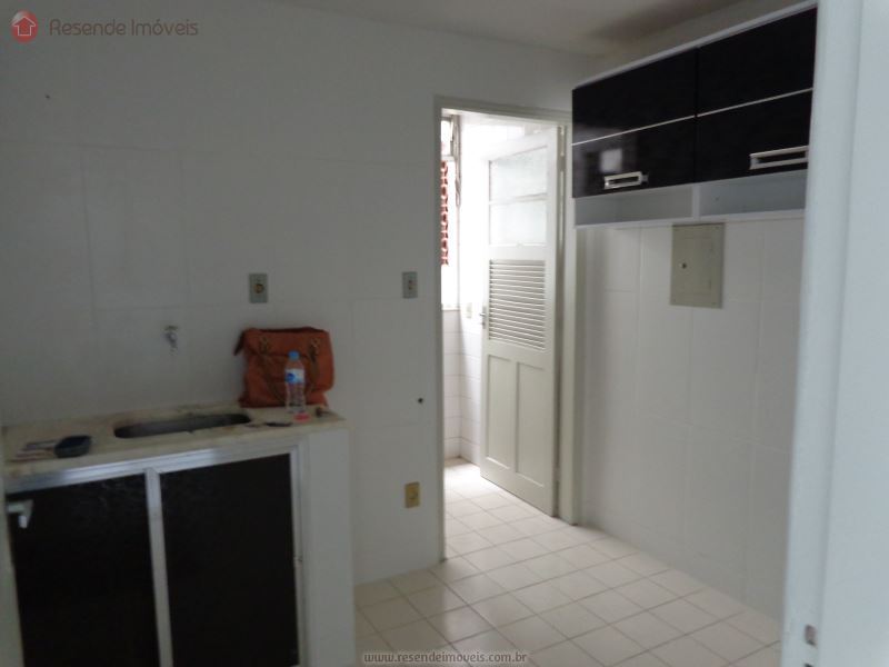 Apartamento para Alugar no Comercial em Resende RJ