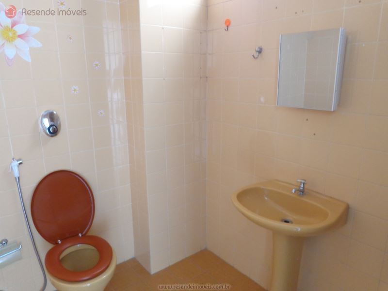 Apartamento para Alugar no Comercial em Resende RJ