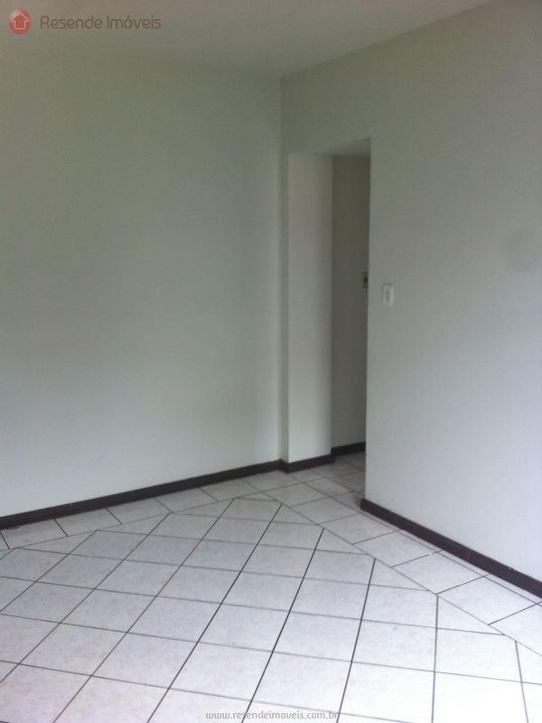 Apartamento para Alugar no Comercial em Resende RJ