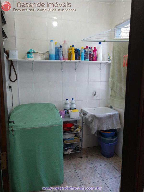 Apartamento para Alugar no Comercial em Resende RJ