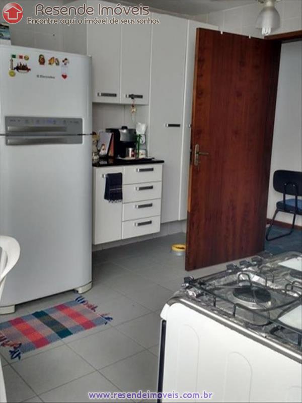 Apartamento para Alugar no Comercial em Resende RJ