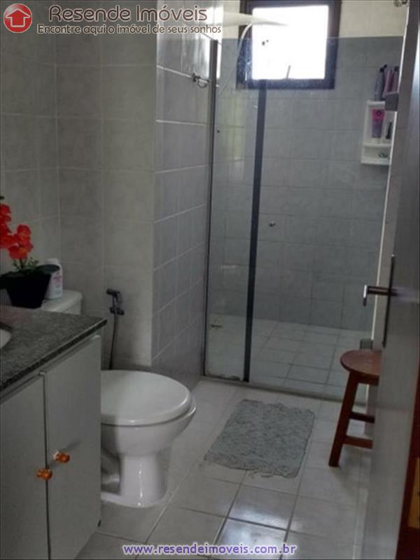 Apartamento para Alugar no Comercial em Resende RJ