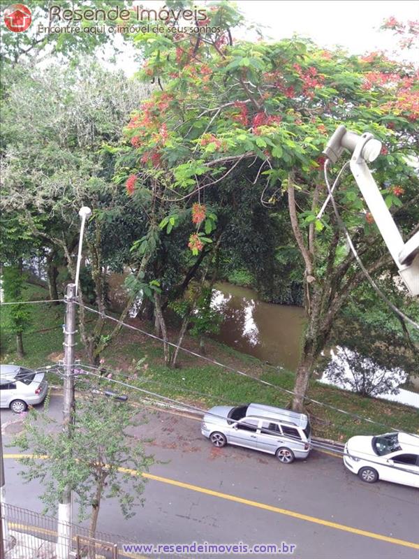 Apartamento para Alugar ou Venda no Comercial em Resende RJ