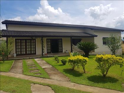 Casa à Venda em Resende RJ