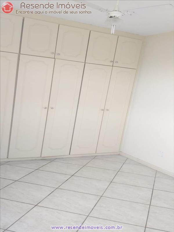 Apartamento a Venda no Comercial em Resende RJ