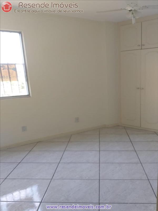 Apartamento a Venda no Comercial em Resende RJ