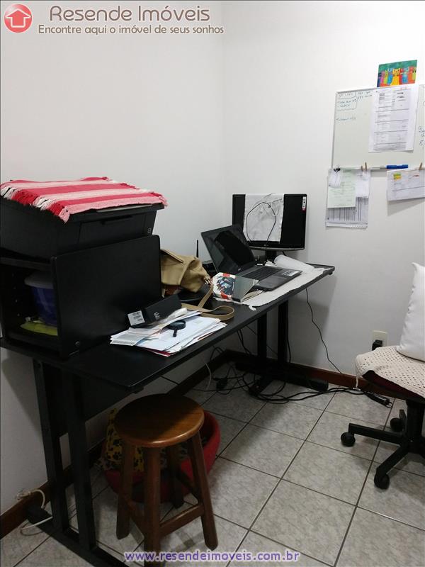 Apartamento para Alugar no Comercial em Resende RJ