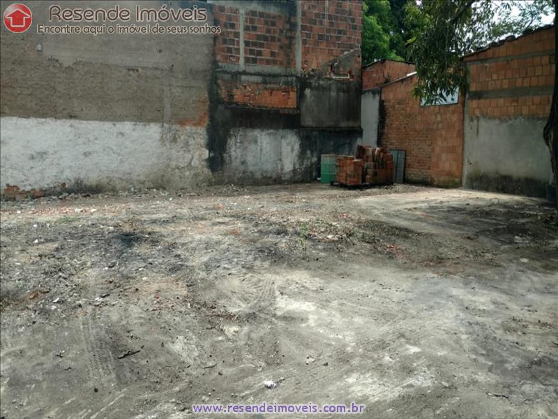 Casa comercial a Venda no Vila Julieta em Resende RJ