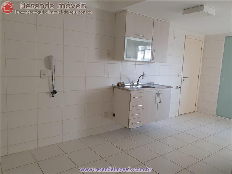 Apartamento a Venda no Comercial em Resende RJ