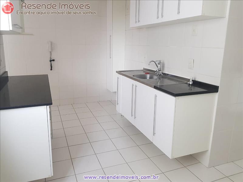 Apartamento a Venda no Comercial em Resende RJ