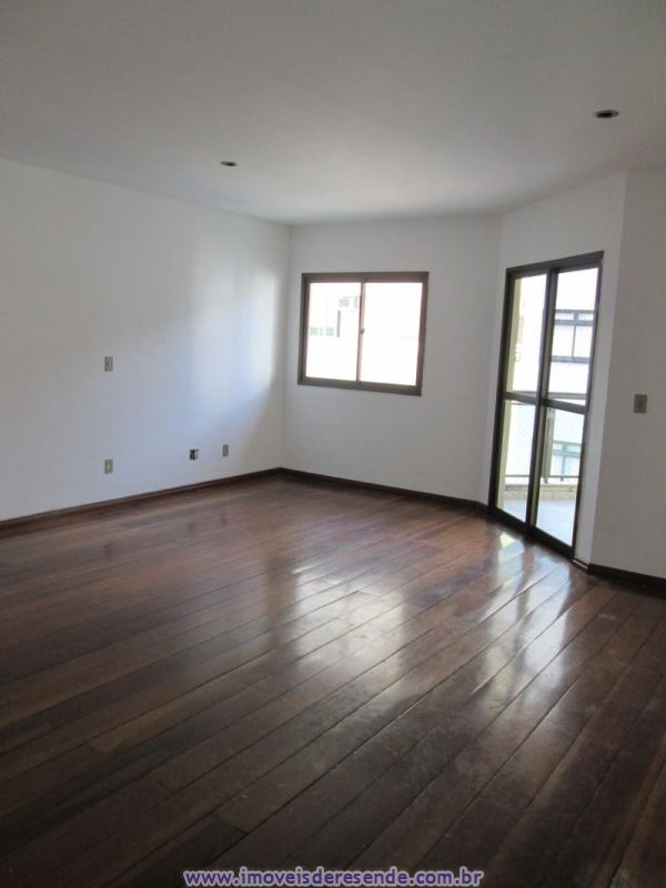 Apartamento para Alugar no Comercial em Resende RJ