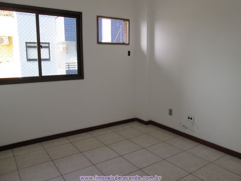 Apartamento para Alugar no Comercial em Resende RJ