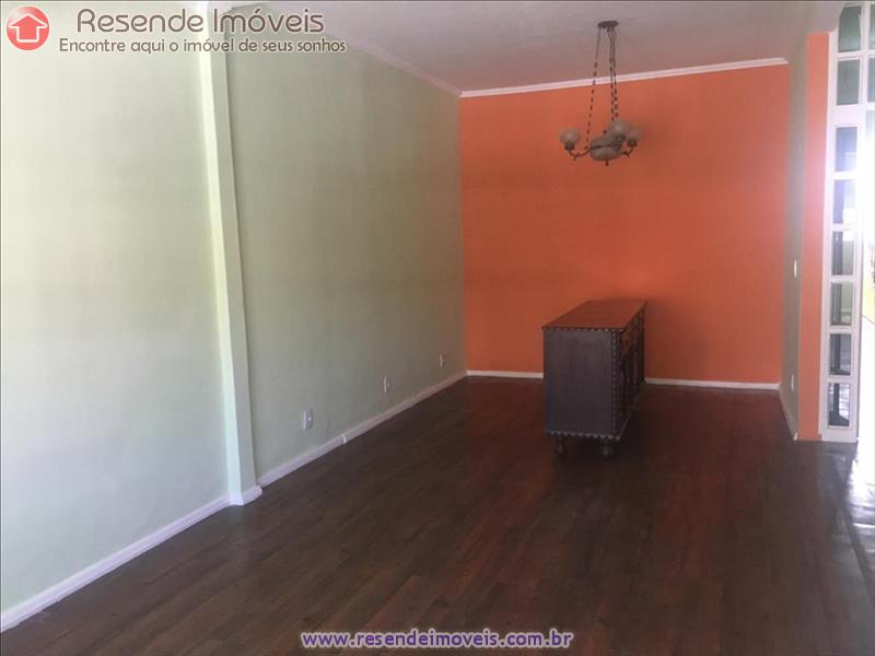 Casa a Venda no Montese em Resende RJ