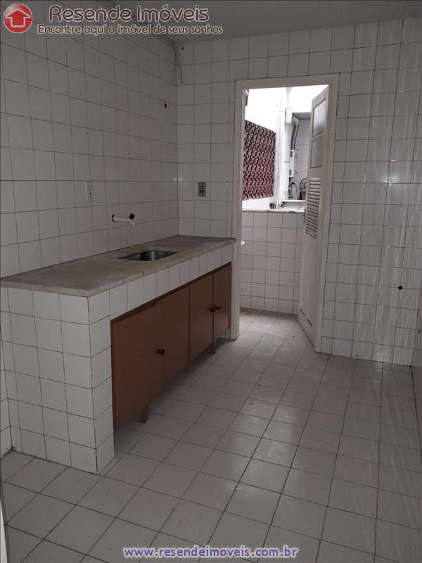 Apartamento a Venda no Comercial em Resende RJ