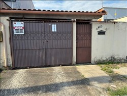 Casa à Venda - Resende - RJ
