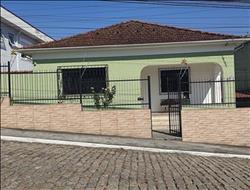 Casa à Venda - Resende - RJ