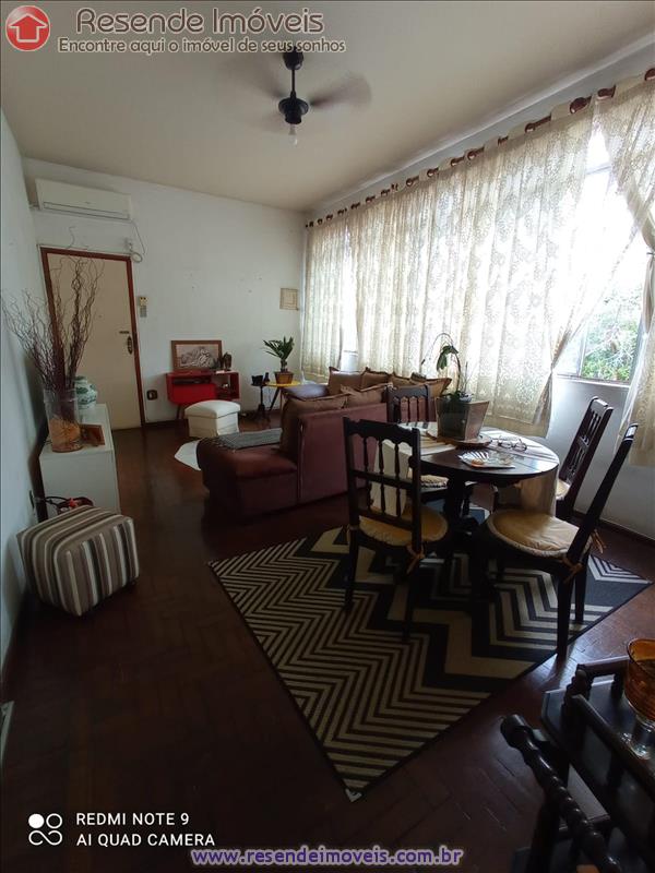 Apartamento a Venda no Comercial em Resende RJ