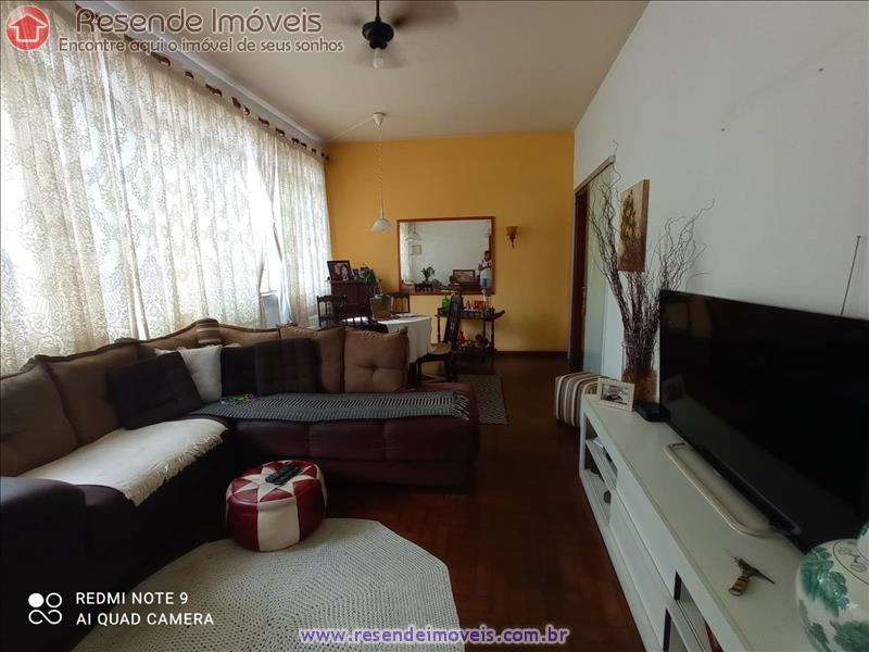 Apartamento a Venda no Comercial em Resende RJ
