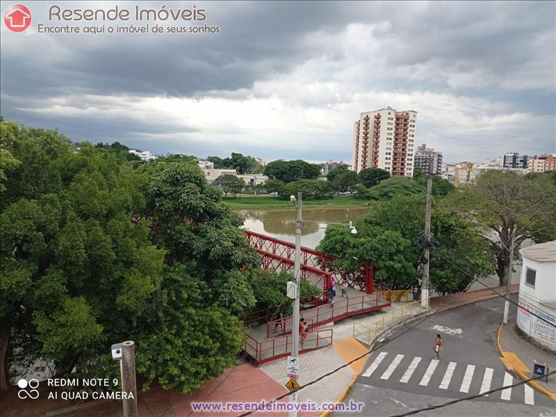 Apartamento a Venda no Comercial em Resende RJ