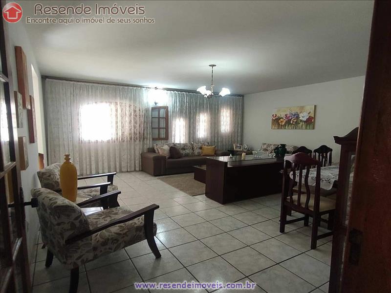 Casa a Venda no Morada da Colina em Resende RJ