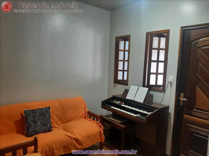 Casa a Venda no Castelo Branco em Resende RJ