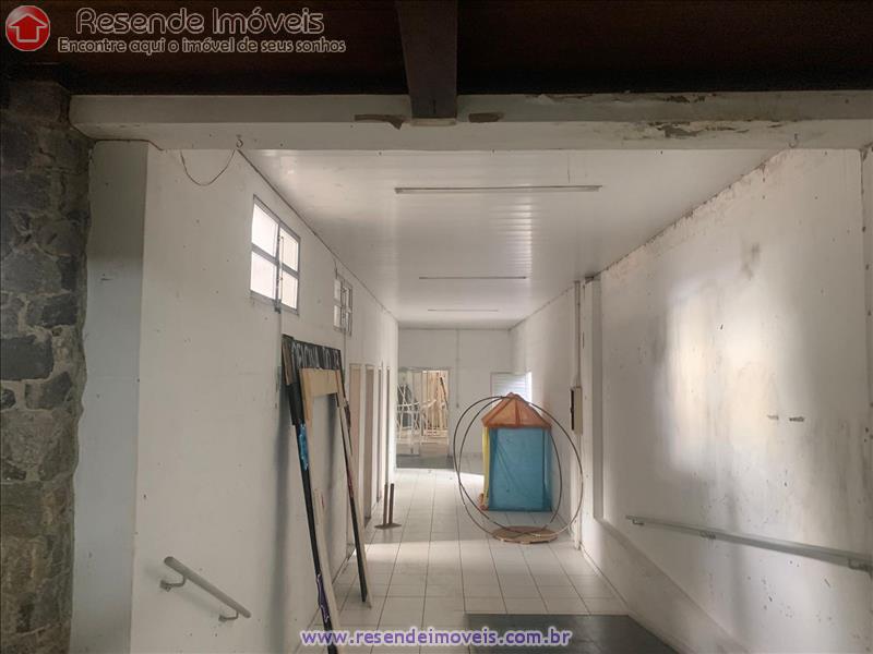 Casa comercial para Alugar no Vila Julieta em Resende RJ