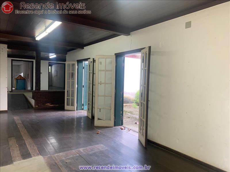 Casa comercial para Alugar no Vila Julieta em Resende RJ