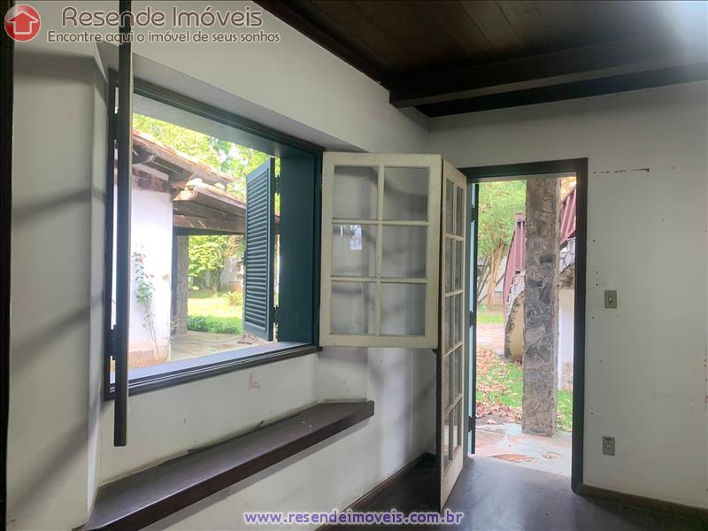 Casa comercial para Alugar no Vila Julieta em Resende RJ