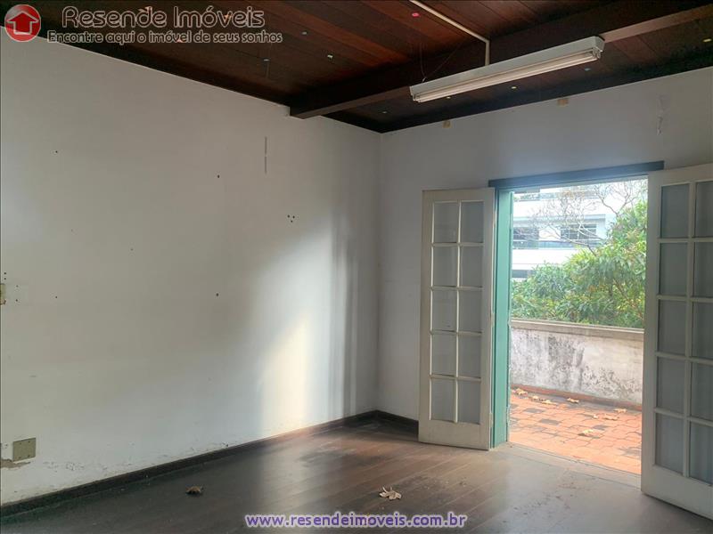 Casa comercial para Alugar no Vila Julieta em Resende RJ
