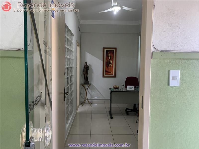 Sala Comercial a Venda no Centro em Resende RJ