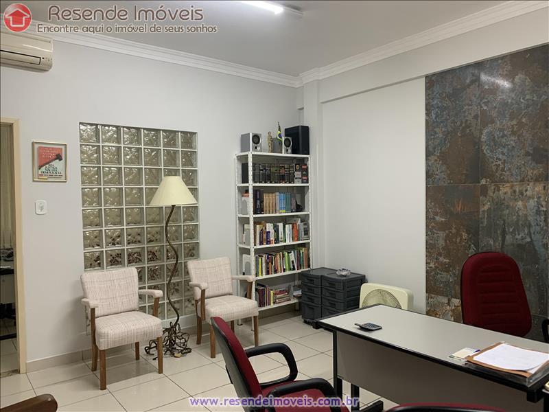 Sala Comercial a Venda no Centro em Resende RJ