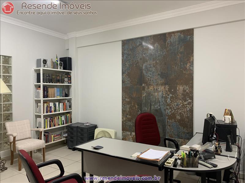 Sala Comercial a Venda no Centro em Resende RJ