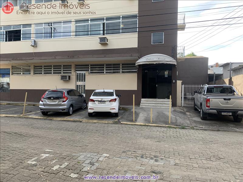 Sala Comercial a Venda no Centro em Resende RJ