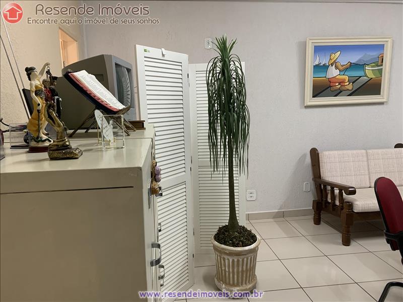 Sala Comercial a Venda no Centro em Resende RJ