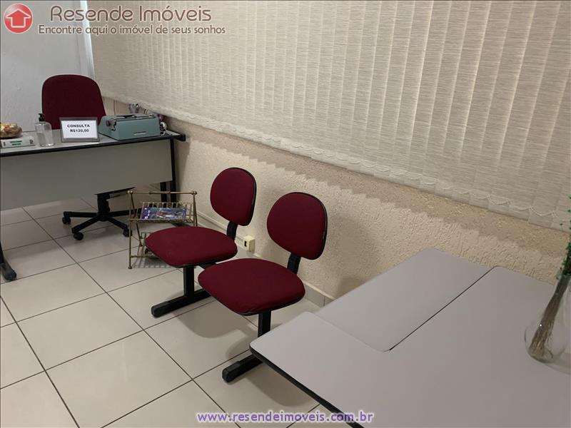 Sala Comercial a Venda no Centro em Resende RJ