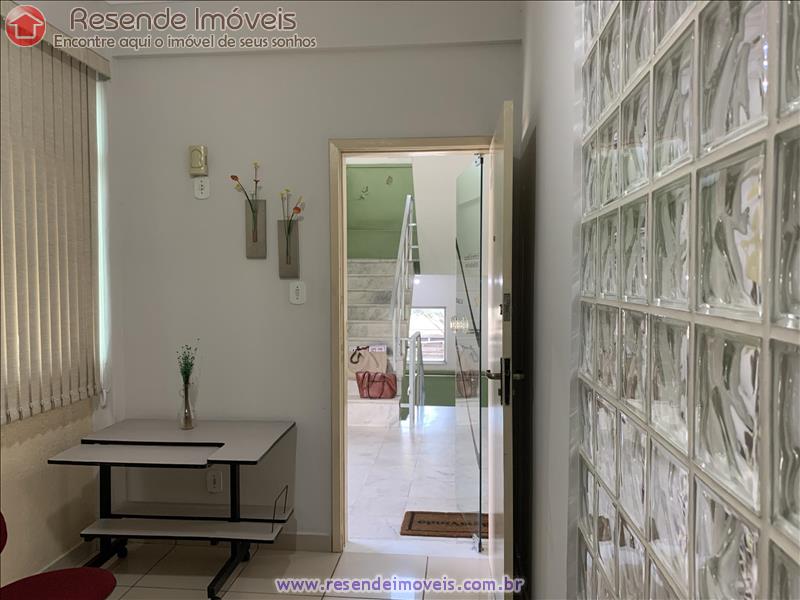 Sala Comercial a Venda no Centro em Resende RJ