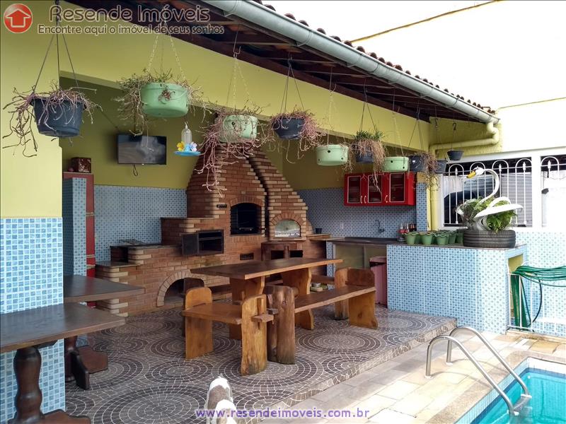 Casa a Venda no Centro em Resende RJ