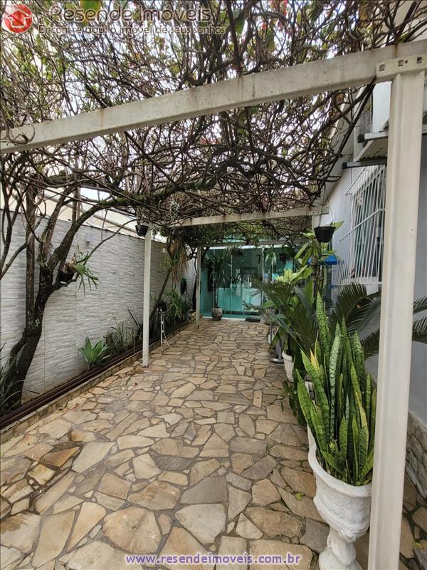 Casa a Venda no Montese em Resende RJ