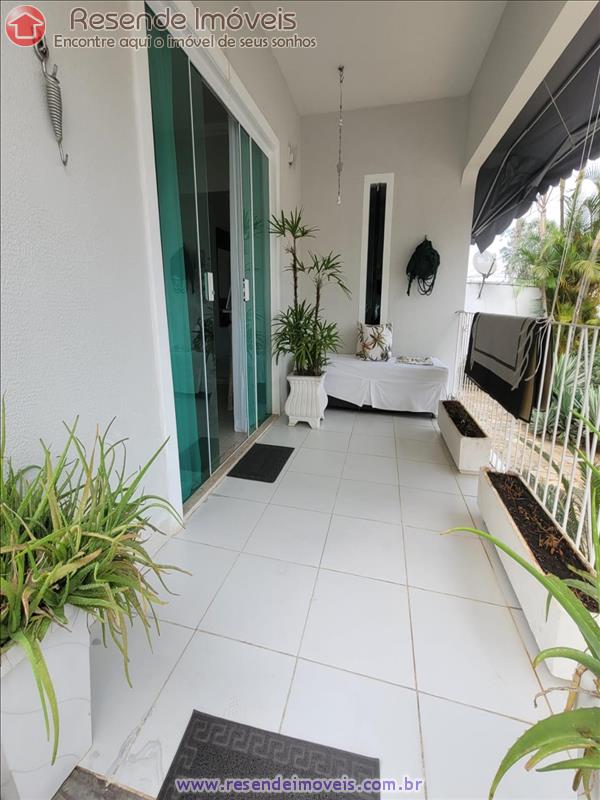 Casa a Venda no Montese em Resende RJ