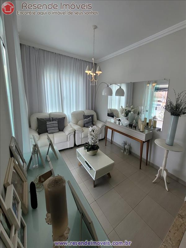 Casa a Venda no Montese em Resende RJ